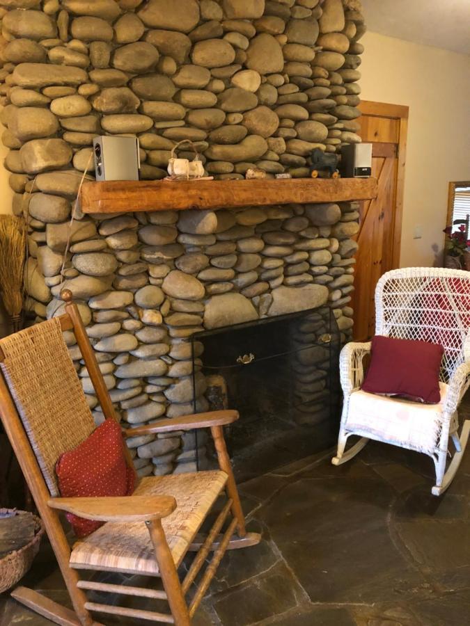 Smokies Bed And Breakfast - Evergreen Cottage Inn Pigeon Forge Exterior photo